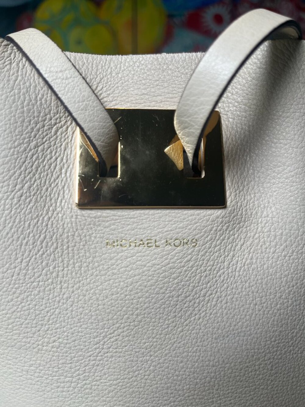 Michael Kors Mercer Cream Pebbled Leather Bucket Bag - Picture 3 of 16